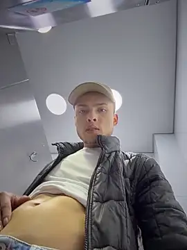 Eros lee online show from February 2026 12:01:02 AM