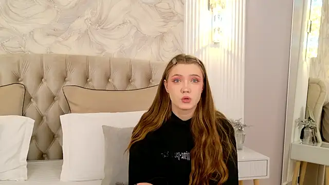 StacyHicks online show from March 2026 06:11:01 PM