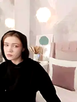 StacyHicks online show from April 2026 03:17:01 PM