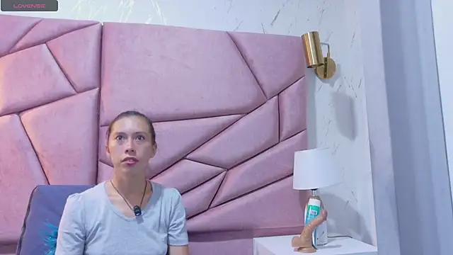 kimberlypink  online show from March 2026 11:28:02 AM