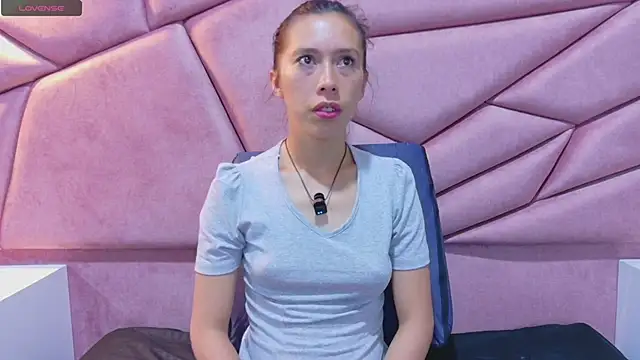 kimberlypink  online show from February 2026 11:43:02 AM