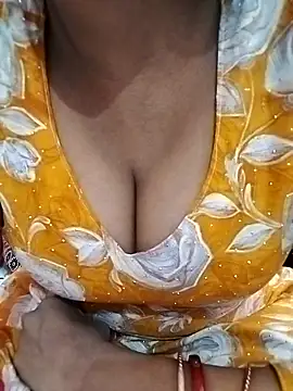 Radhika-sexy online show from March 2026 09:04:02 AM