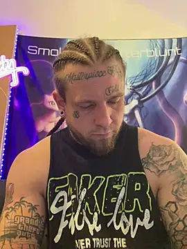 Snapshot of Smokebluntafterblunt chatting on April 2026 12:10:01 PM Smokebluntafterblunt online show from April 2026 12:10:01 PM