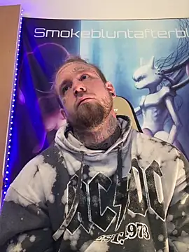 Smokebluntafterblunt online show from February 2026 03:33:01 PM