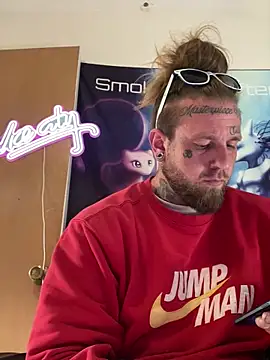 Smokebluntafterblunt online show from May 2026 11:57:01 PM