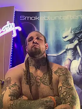 Snapshot of Smokebluntafterblunt chatting on April 2026 12:03:01 AM Smokebluntafterblunt online show from April 2026 12:03:01 AM