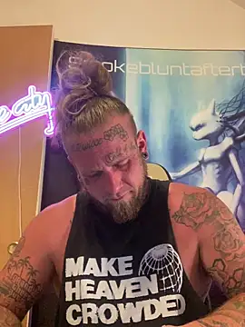 Snapshot of Smokebluntafterblunt chatting on June 2026 02:42:01 AM Smokebluntafterblunt online show from June 2026 02:42:01 AM