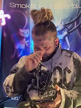 Snapshot of Smokebluntafterblunt chatting on March 2026 10:30:01 AM Smokebluntafterblunt online show from March 2026 10:30:01 AM