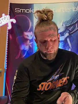 Snapshot of Smokebluntafterblunt chatting on March 2026 01:44:01 PM Smokebluntafterblunt online show from March 2026 01:44:01 PM