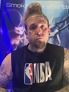 Smokebluntafterblunt online show from February 2026 03:39:01 AM