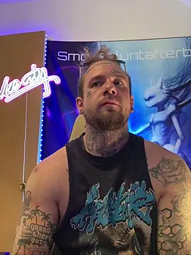 Snapshot of Smokebluntafterblunt chatting on March 2026 04:38:01 PM Smokebluntafterblunt online show from March 2026 04:38:01 PM