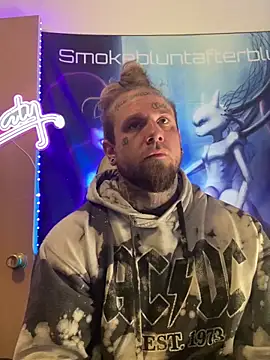 Smokebluntafterblunt online show from February 2026 01:00:01 PM