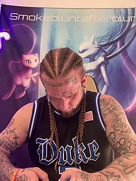 Snapshot of Smokebluntafterblunt chatting on April 2026 04:56:01 PM Smokebluntafterblunt online show from April 2026 04:56:01 PM