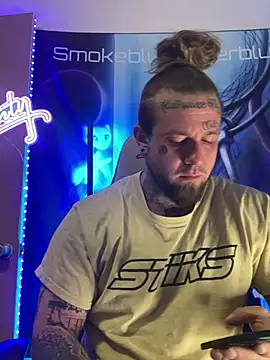 Smokebluntafterblunt online show from February 2026 12:39:01 PM