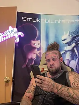 Snapshot of Smokebluntafterblunt chatting on June 2026 09:01:01 PM Smokebluntafterblunt online show from June 2026 09:01:01 PM