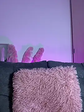 Kyliegolden online show from April 2026 07:58:02 PM