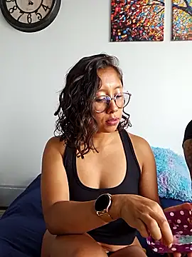 Camila Lopez1 online show from April 2026 04:00:01 PM