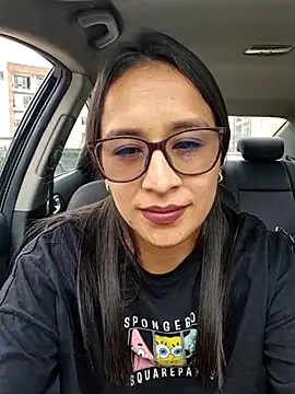 Paola andrade online show from April 2026 04:19:01 PM