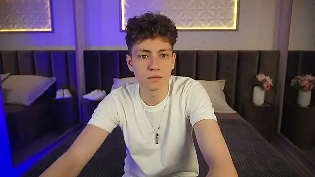 StefanBev online show from March 2026 08:47:01 PM