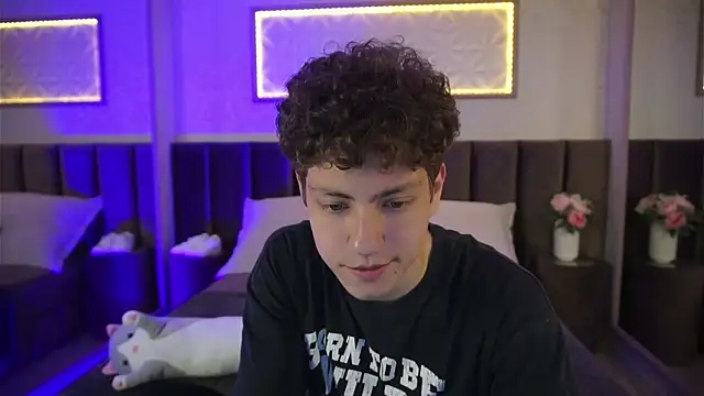 StefanBev online show from April 2026 07:38:02 PM