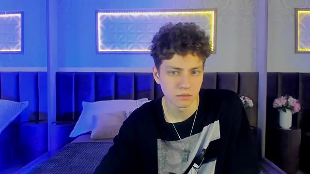 StefanBev online show from February 2026 08:30:02 PM