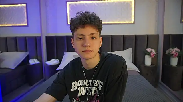 StefanBev online show from March 2026 08:48:01 PM