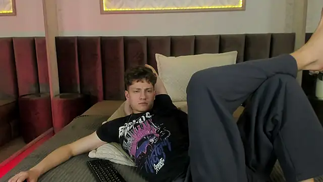 StefanBev online show from March 2026 02:04:02 AM