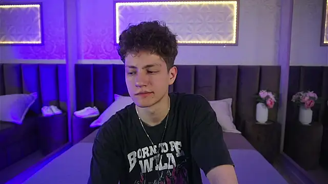 StefanBev online show from March 2026 07:45:02 PM