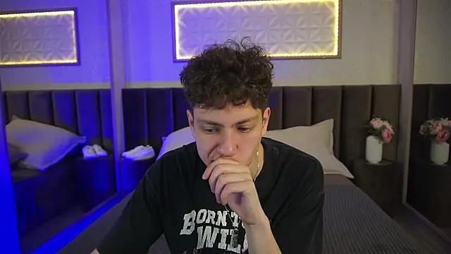 StefanBev online show from March 2026 08:09:01 PM