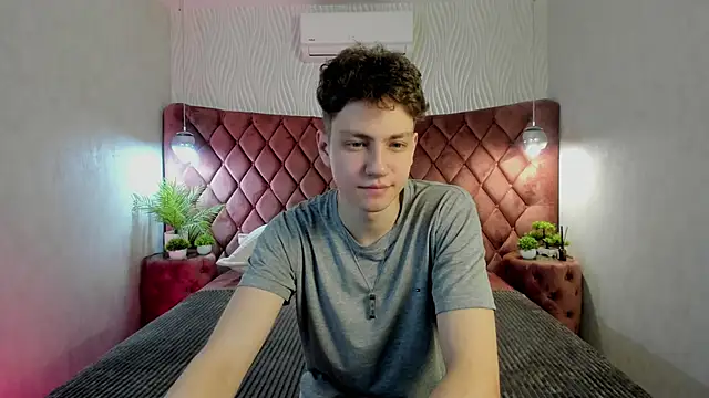 StefanBev online show from March 2026 07:43:02 PM