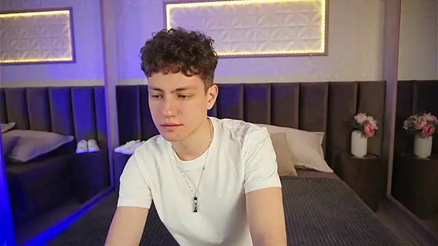 StefanBev online show from March 2026 07:40:01 PM