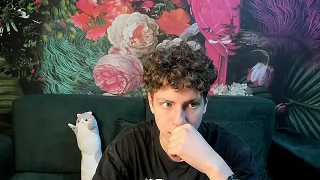 StefanBev online show from April 2026 07:39:02 PM