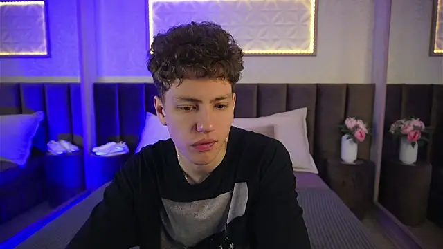 StefanBev online show from March 2026 07:38:01 PM