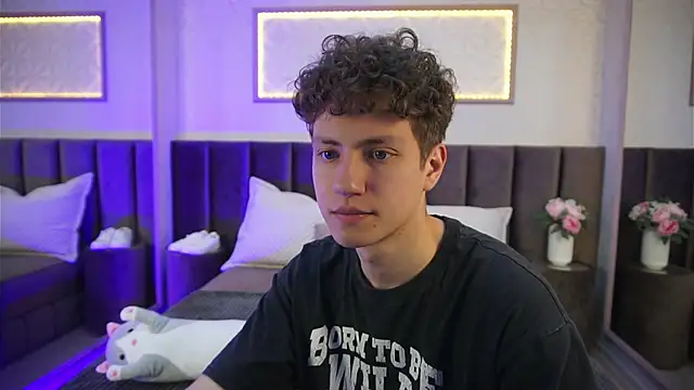 StefanBev online show from April 2026 07:37:01 PM