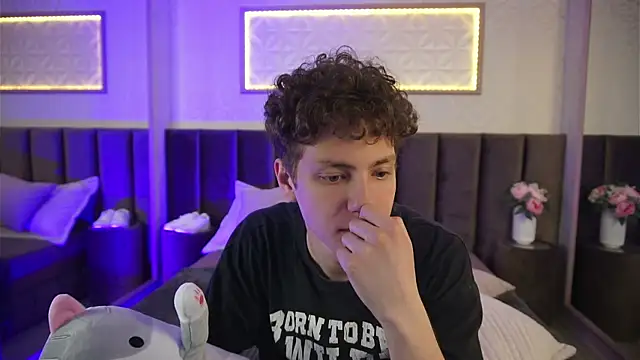 StefanBev online show from April 2026 01:42:02 AM