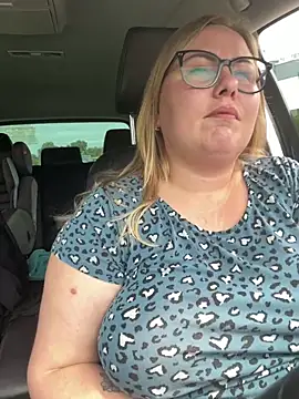 Mommy-girl-Lola online show from June 2026 11:00:01 AM