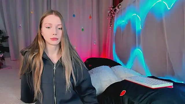 lada2k4 online show from April 2026 06:03:01 AM