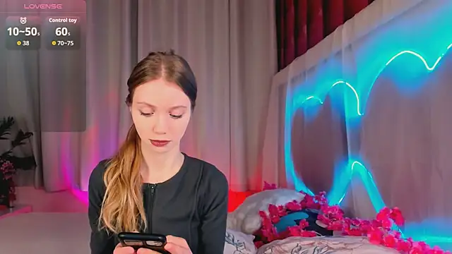 lada2k4 online show from March 2026 05:44:01 AM