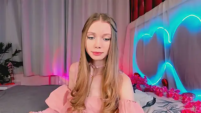 lada2k4 online show from February 2026 06:35:02 AM