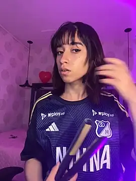 Snapshot of alahia_pink chatting on February 2026 04:01:02 AM alahia pink online show from February 2026 04:01:02 AM