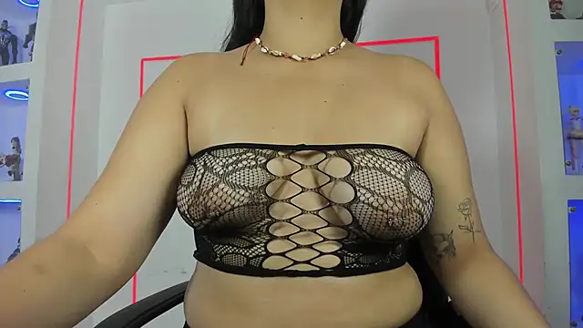 JoycePierce online show from April 2026 12:07:02 PM