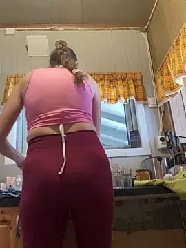 Snapshot of Midnight_Munch chatting on February 2026 08:36:02 AM Midnight Munch online show from February 2026 08:36:02 AM