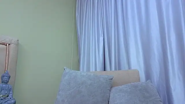 Snapshot of Tommas_Jhonson chatting on May 2026 12:20:01 PM Tommas Jhonson online show from May 2026 12:20:01 PM