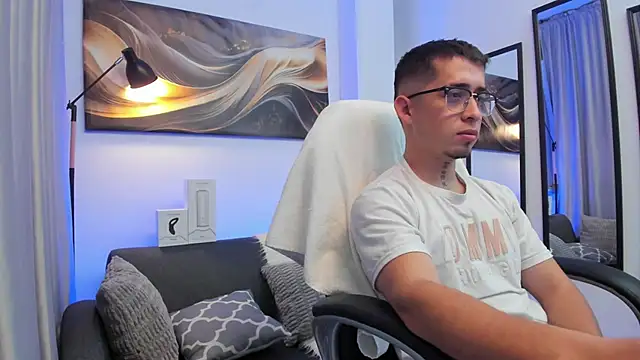 Tommas Jhonson online show from March 2026 03:29:01 AM