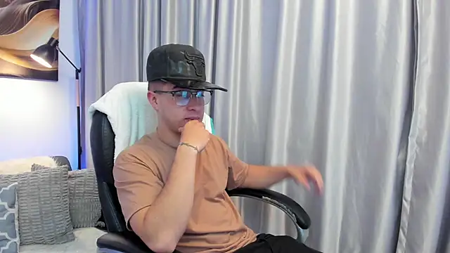 Tommas Jhonson online show from March 2026 03:27:01 AM