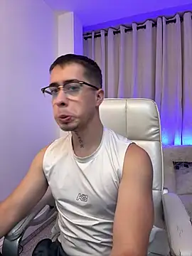 Tommas Jhonson online show from April 2026 11:13:01 AM