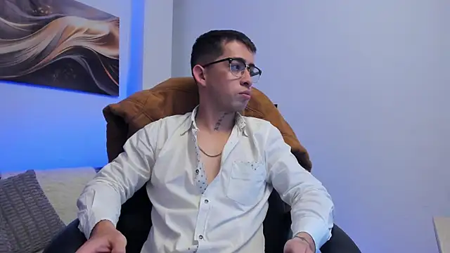 Snapshot of Tommas_Jhonson chatting on February 2026 03:50:01 AM Tommas Jhonson online show from February 2026 03:50:01 AM