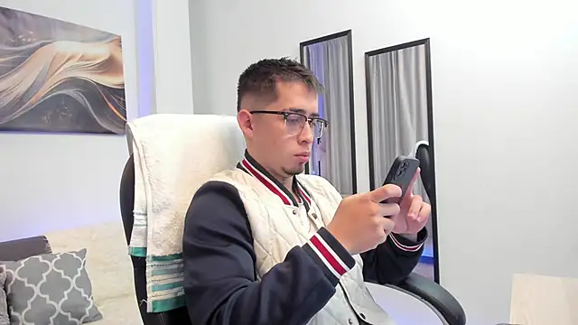 Tommas Jhonson online show from March 2026 03:57:01 AM