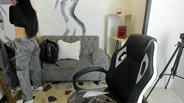 lorraineHunter online show from March 2026 12:20:01 PM