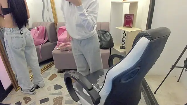 lorraineHunter online show from February 2026 12:16:01 PM